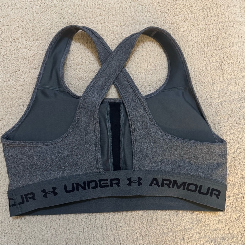 Under Armour Charcoal Cross-Back Bra - Picture 2 of 5